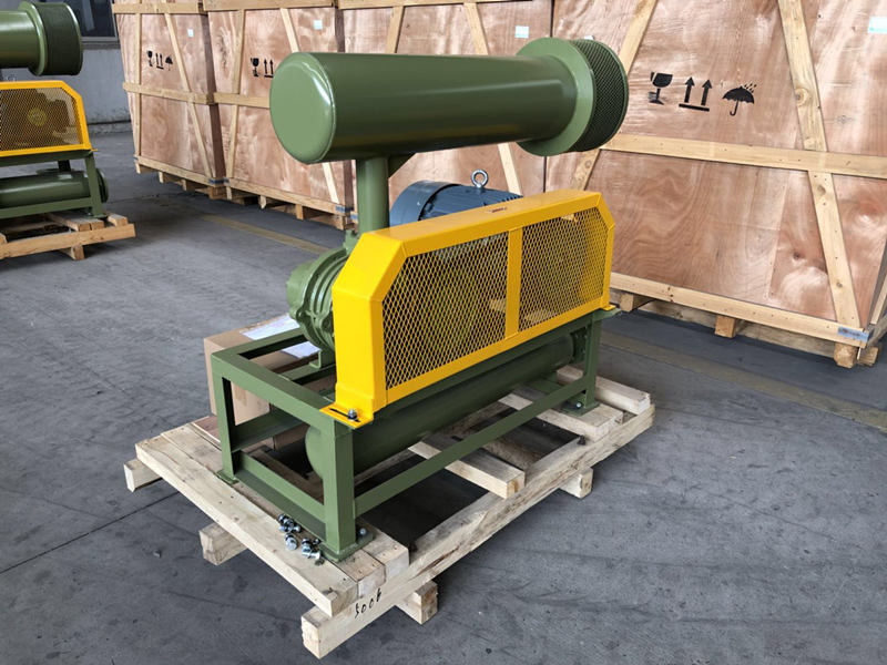1.5KW-15KW BKのタイプ3低雑音の経済的なエネルギー消費との軍隊の緑の丸い突出部の根の送風機